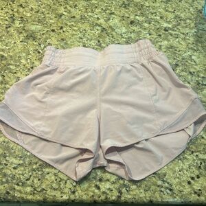 Lululemon Hotty Hots 2.5 high rise